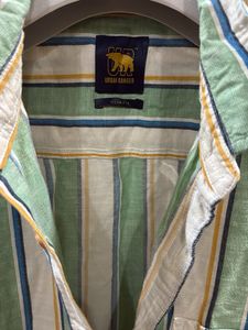 Pantaloon Men's Striped Button-Down Shirt