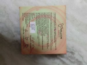 Million Colors Pressed Highlighter