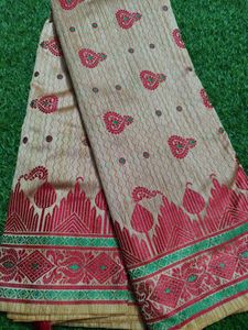 Exquisite Handwoven Saree without blouse