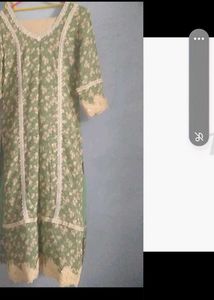 Green Floral Kurta with Lace Detail
