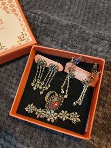 VOYLLA Boho Oxidized Silver Jewellery Set
