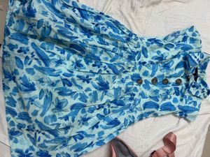 Chic Blue Floral Print Dress