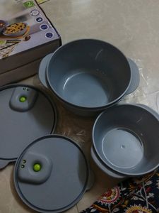 Cook &amp; Server 2 Piece Set With Lid
