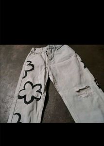 Stylish Light Wash Flower Print Jeans