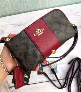 Coach Wristlet - slings