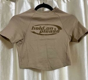 Trendy "Hold On Please" Graphic Crop Top