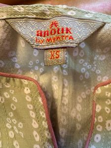 Limeade Embroidered Kurta Set