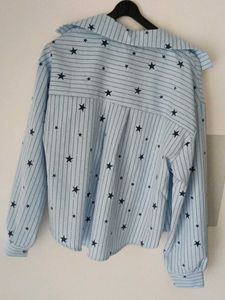 Striped Star Print Twist Front Shirt