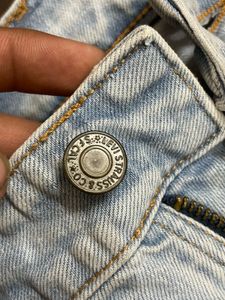 LEVIS ORIGINAL JEANS