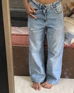 SALEE ‼️‼️ZARA Essentials Denim Jeans
