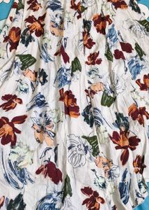 Boho Floral Print Midi Skirt size xs