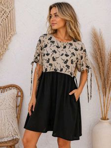 Chic Black Floral Print Midi Dress