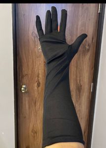 Elegant Black Gloves
