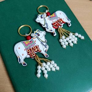 Decorative Cow Keychain Set