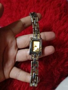 Elegant Women's Times Watch