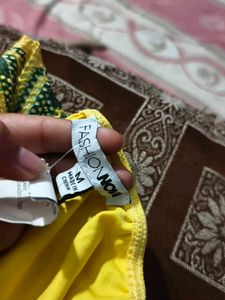22410. Yellow Y2K halter top