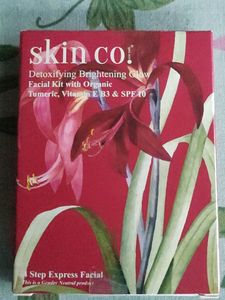 The Skin Co. Facial Kit