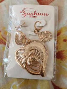 Gold Heart Pendant &amp; Earring Set no bargaining