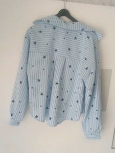 Striped Star Print Twist Front Shirt