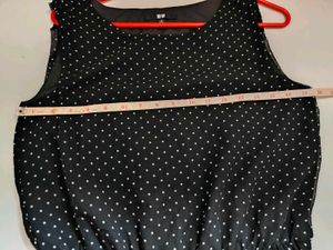 UNIQLO Polka Dot Chiffon Fit &amp; Flare Mini Dress 🖤