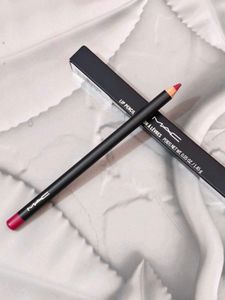 MAC Lip Liner