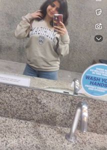 Michigan Sweatshirt - Cozy & Cute