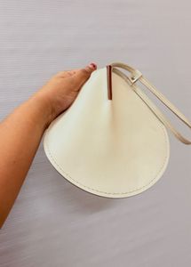 Esbeda Round Cream Shoulder Bag