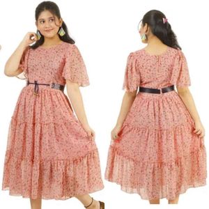 Chic Floral Print Tiered Midi Dress