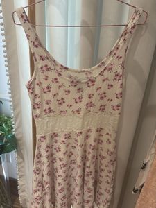 FOREVER 21 Cute Rose Print Fit &amp; Flare Dress