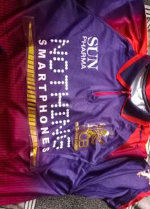 Royal Challengers Bengaluru T-Shirt with shinning