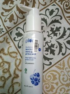 Plum Blueberry Salicylic Gel Face Wash