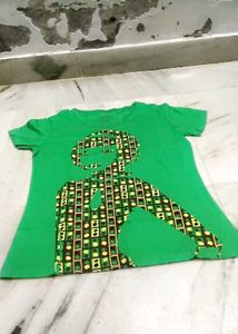 💚Green Graphic Tee