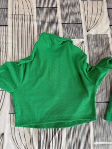Vibrant Green Cropped Zip-Up Top