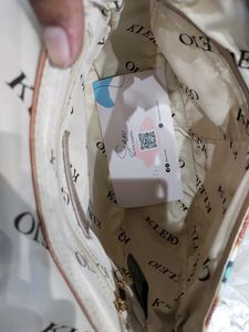Kleio Brawn New Sling Bag