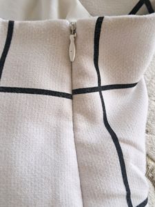 forever 21 ! white pleated grid skirt