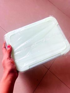 Lunch box