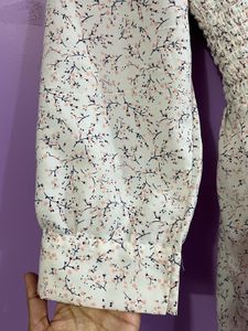 Chic Smocked Floral Square Neck Top