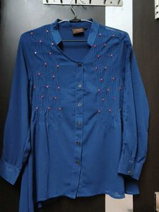 Stylish Blue Button-Up Tunic Top