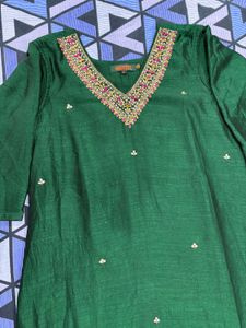 Elegant Green Kurta with Embellished Neckline