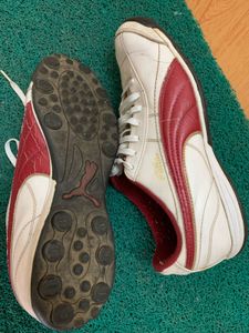 Puma Sneakers
