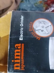 Electric Grinder with Metal Blade