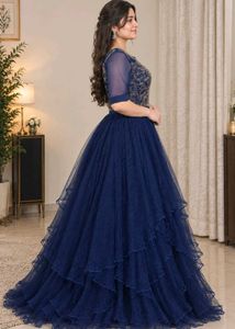 Beautiful heavy gown 4 layer