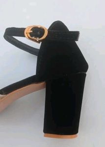 ✨ Stylish Silver &amp; Black Women’s Heels ✨
