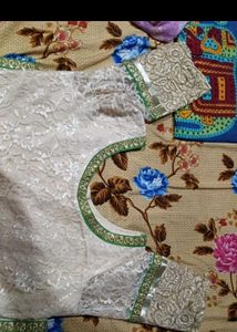 Elegant White Kurta with Intricate Embroidery