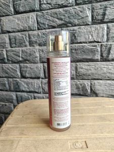 Strawberry snowflake body mist