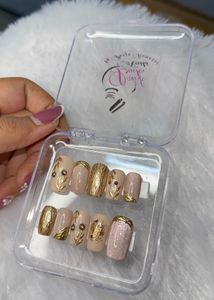 Elegant Gold Leaf with cat eye Press-On Nails