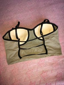 bralette/top