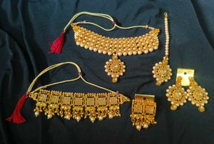 Elegant Gold-Tone Jewelry Set