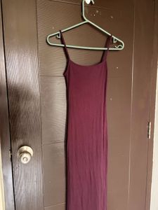 Maroon Spaghetti Strap Maxi Dress