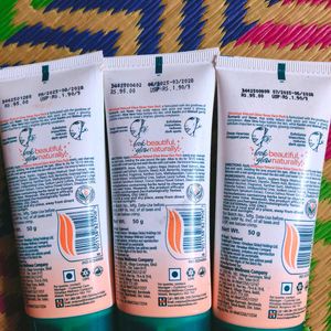 Himalaya Natural Glow Kesar Face Pack (Set of 3)